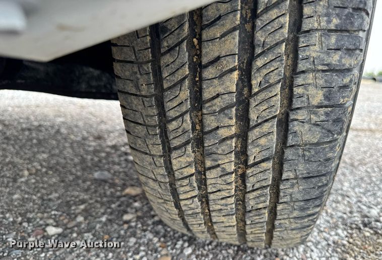 image for item DV2747 2004 Chevrolet Silverado 1500 pickup truck