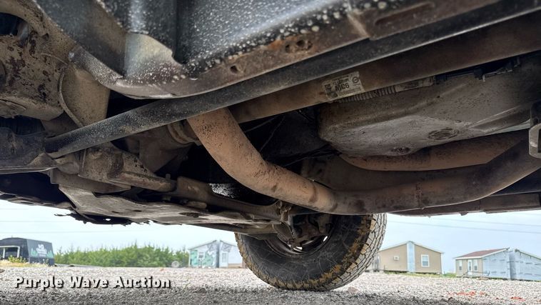 image for item DV2748 2003 GMC Sierra 2500HD Crew Cab pickup truck