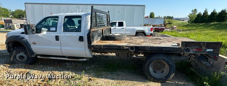 image for item DV4050 2012 Ford F450 Super Duty XL Crew Cab flatbed truck