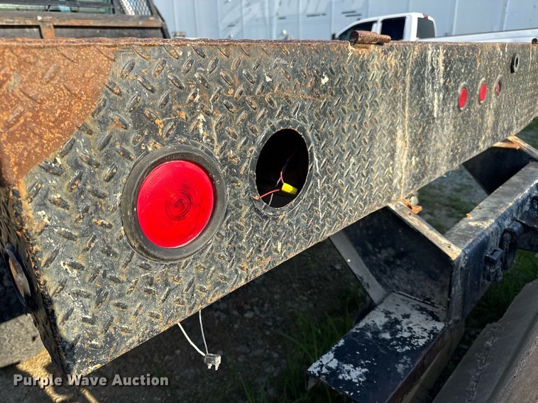 image for item DV4050 2012 Ford F450 Super Duty XL Crew Cab flatbed truck