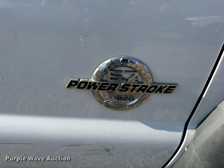 image for item DV4050 2012 Ford F450 Super Duty XL Crew Cab flatbed truck