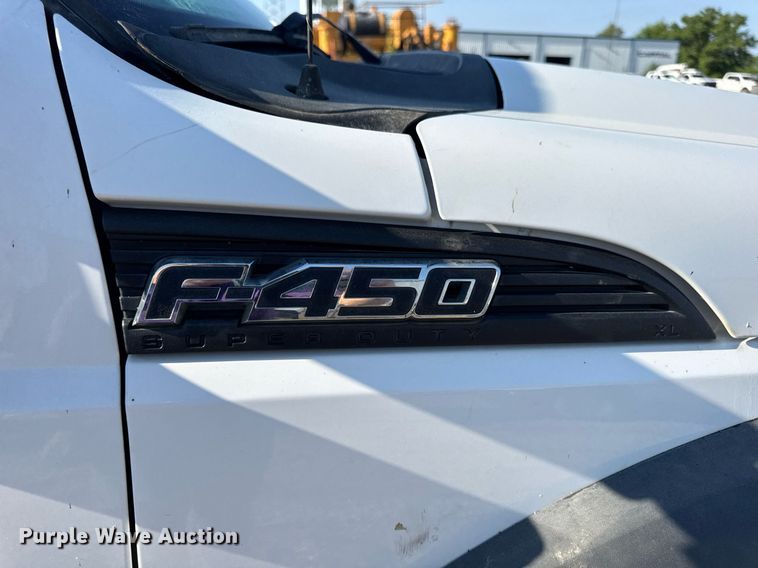 image for item DV4050 2012 Ford F450 Super Duty XL Crew Cab flatbed truck