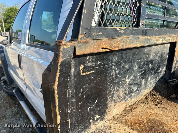 image for item DV4050 2012 Ford F450 Super Duty XL Crew Cab flatbed truck