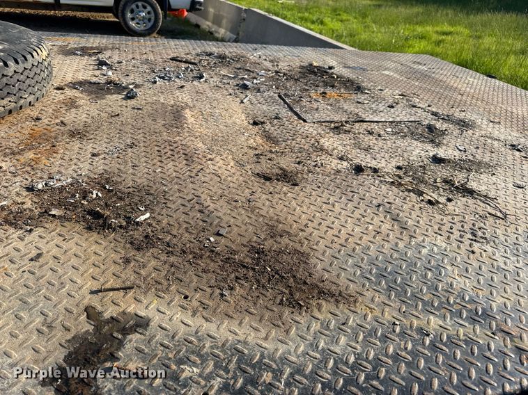 image for item DV4050 2012 Ford F450 Super Duty XL Crew Cab flatbed truck