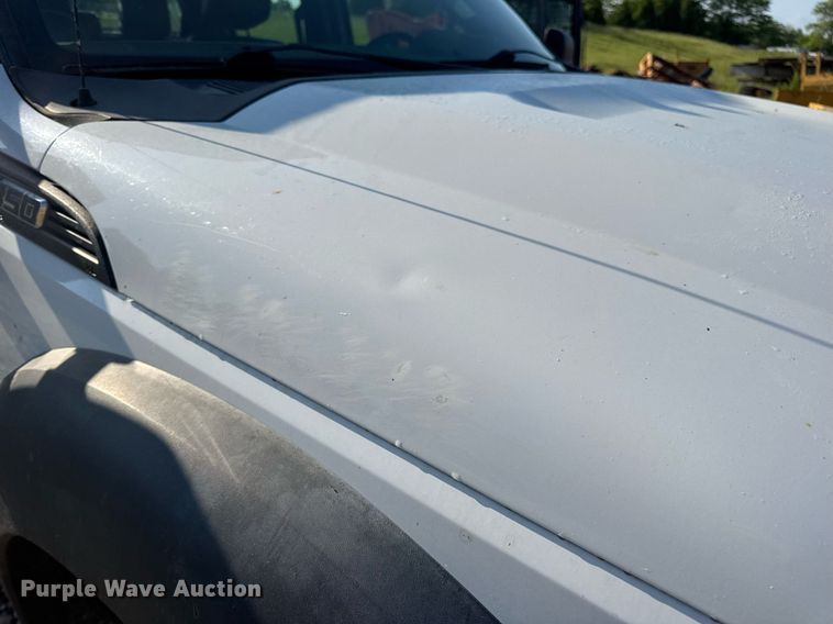 image for item DV4050 2012 Ford F450 Super Duty XL Crew Cab flatbed truck