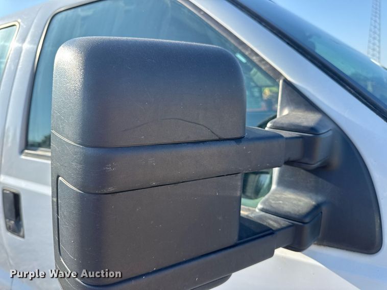 image for item DV4050 2012 Ford F450 Super Duty XL Crew Cab flatbed truck