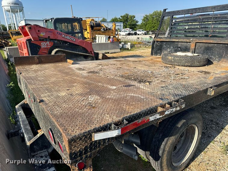 image for item DV4050 2012 Ford F450 Super Duty XL Crew Cab flatbed truck