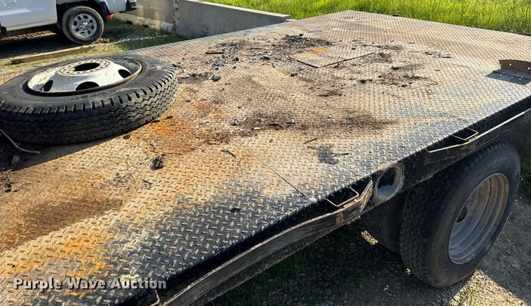 image for item DV4050 2012 Ford F450 Super Duty XL Crew Cab flatbed truck