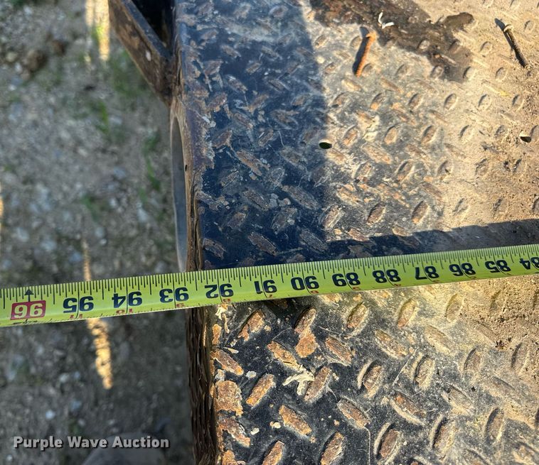 image for item DV4050 2012 Ford F450 Super Duty XL Crew Cab flatbed truck