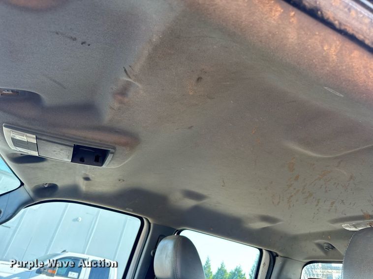 image for item DV4050 2012 Ford F450 Super Duty XL Crew Cab flatbed truck