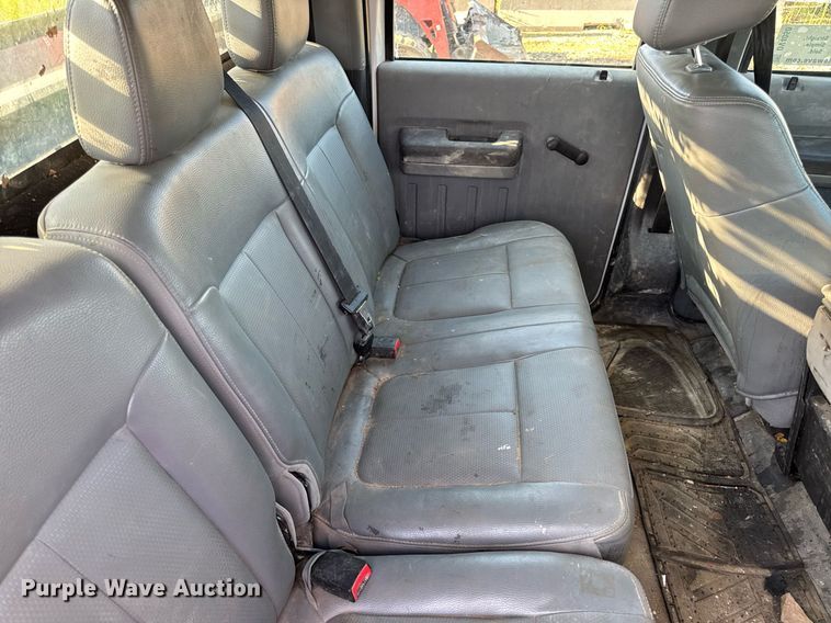 image for item DV4050 2012 Ford F450 Super Duty XL Crew Cab flatbed truck