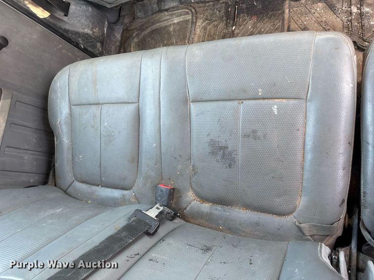 image for item DV4050 2012 Ford F450 Super Duty XL Crew Cab flatbed truck