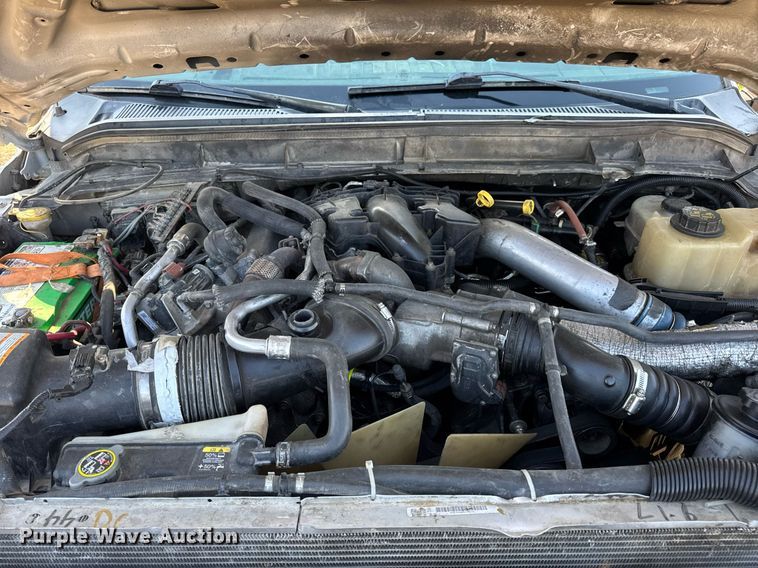 image for item DV4050 2012 Ford F450 Super Duty XL Crew Cab flatbed truck