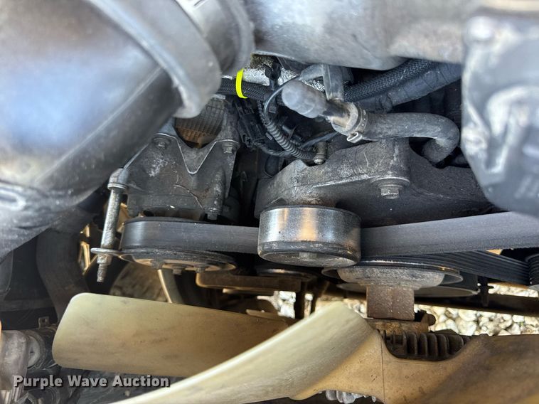 image for item DV4050 2012 Ford F450 Super Duty XL Crew Cab flatbed truck