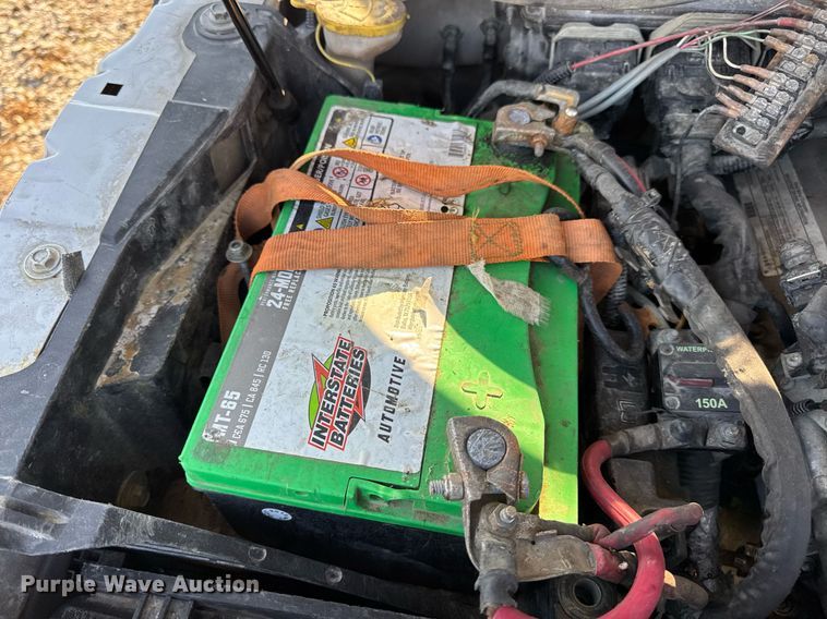 image for item DV4050 2012 Ford F450 Super Duty XL Crew Cab flatbed truck