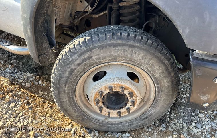 image for item DV4050 2012 Ford F450 Super Duty XL Crew Cab flatbed truck