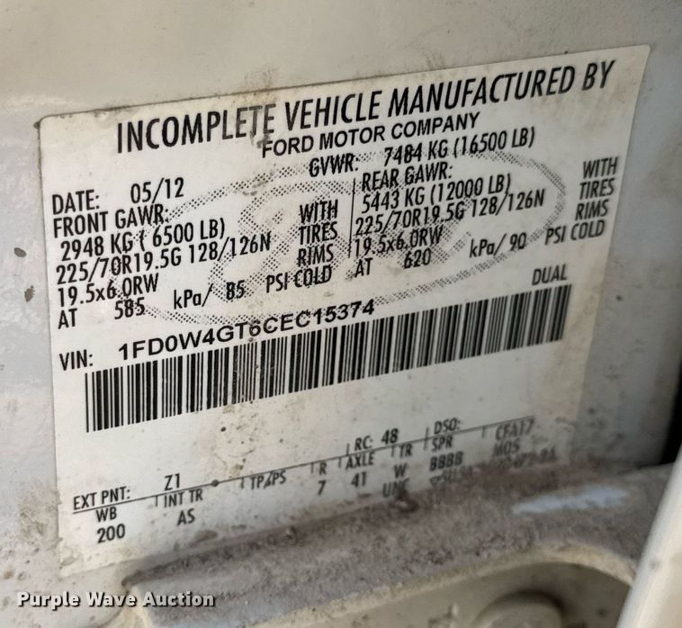 image for item DV4050 2012 Ford F450 Super Duty XL Crew Cab flatbed truck