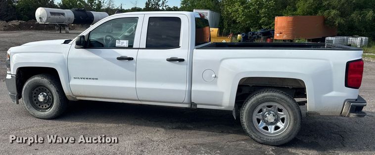 image for item DV4072 2017 Chevrolet Silverado 1500 Double Cab pickup truck
