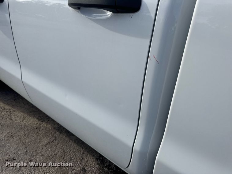 image for item DV4072 2017 Chevrolet Silverado 1500 Double Cab pickup truck