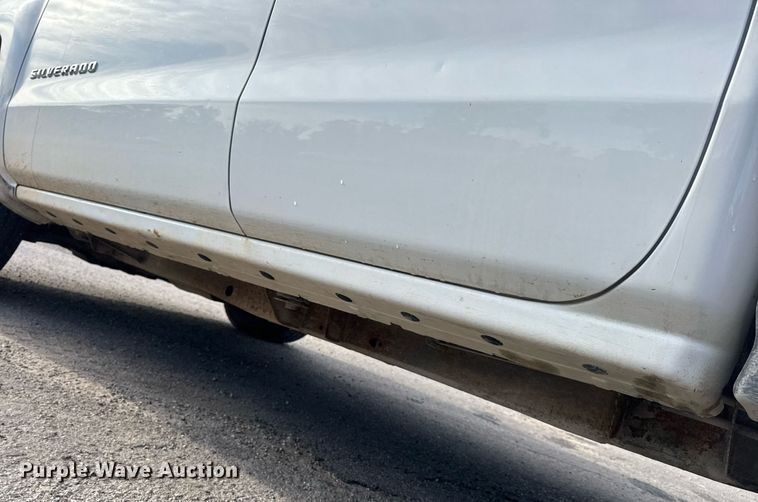 image for item DV4072 2017 Chevrolet Silverado 1500 Double Cab pickup truck