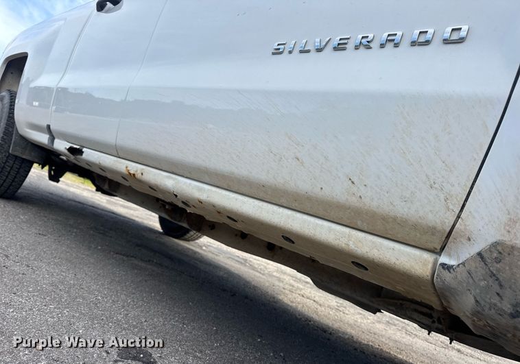 image for item DV4072 2017 Chevrolet Silverado 1500 Double Cab pickup truck