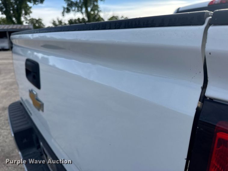 image for item DV4072 2017 Chevrolet Silverado 1500 Double Cab pickup truck