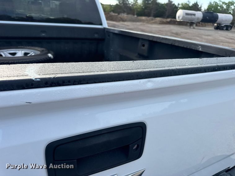 image for item DV4072 2017 Chevrolet Silverado 1500 Double Cab pickup truck