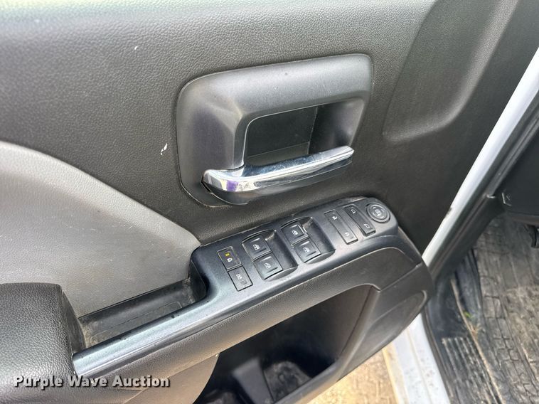 image for item DV4072 2017 Chevrolet Silverado 1500 Double Cab pickup truck