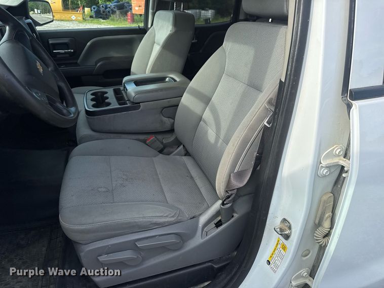 image for item DV4072 2017 Chevrolet Silverado 1500 Double Cab pickup truck