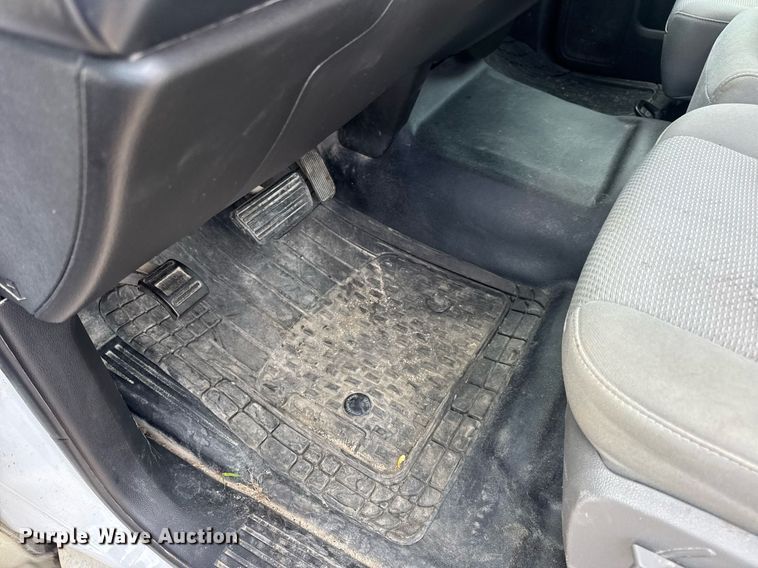 image for item DV4072 2017 Chevrolet Silverado 1500 Double Cab pickup truck