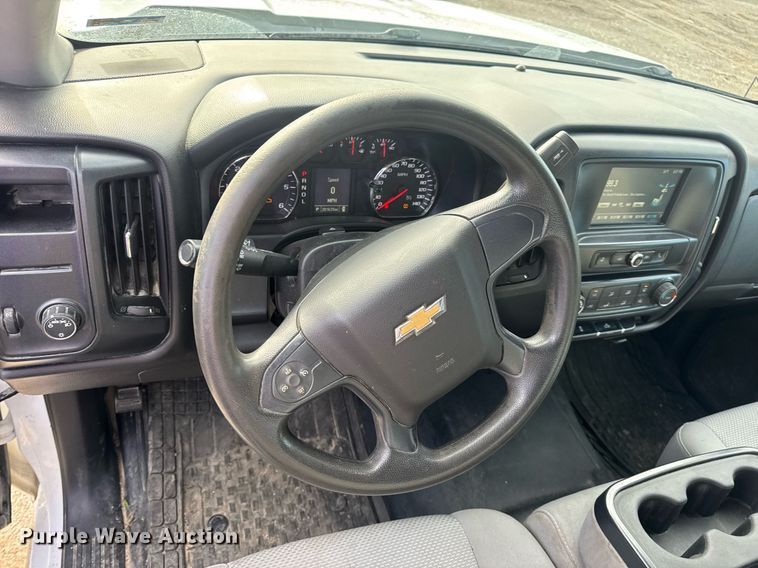 image for item DV4072 2017 Chevrolet Silverado 1500 Double Cab pickup truck