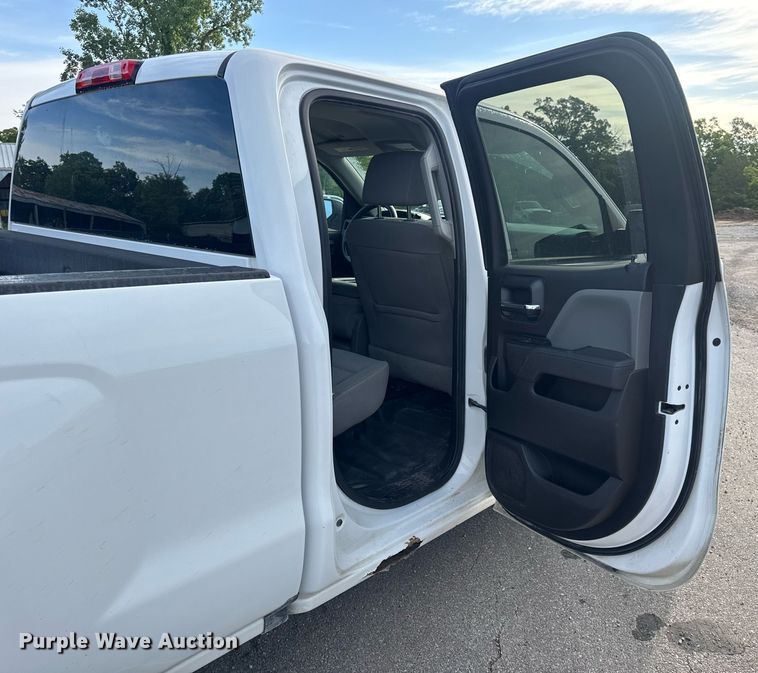 image for item DV4072 2017 Chevrolet Silverado 1500 Double Cab pickup truck