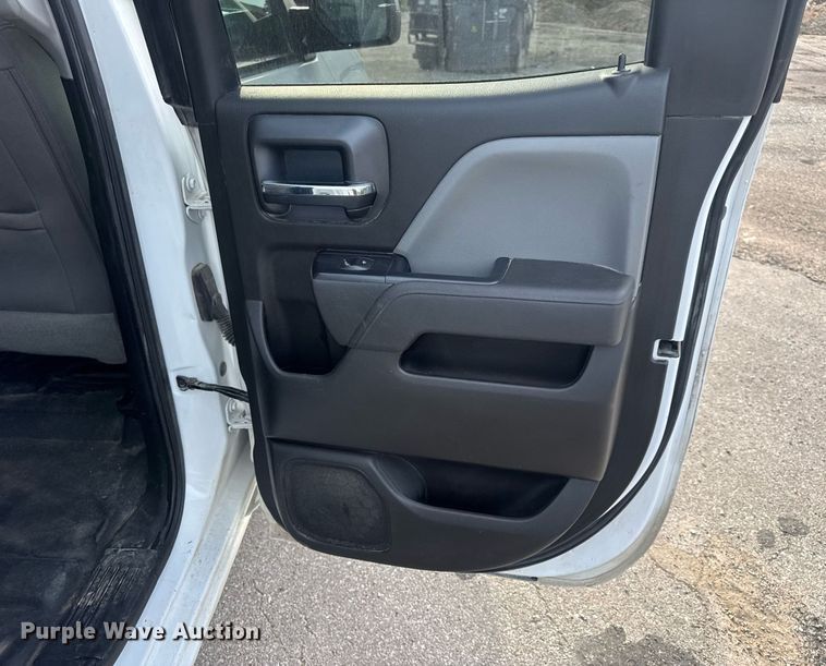 image for item DV4072 2017 Chevrolet Silverado 1500 Double Cab pickup truck