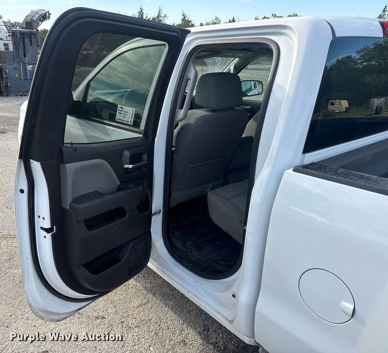 image for item DV4072 2017 Chevrolet Silverado 1500 Double Cab pickup truck