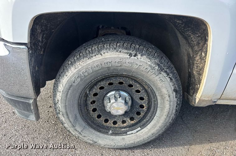 image for item DV4072 2017 Chevrolet Silverado 1500 Double Cab pickup truck