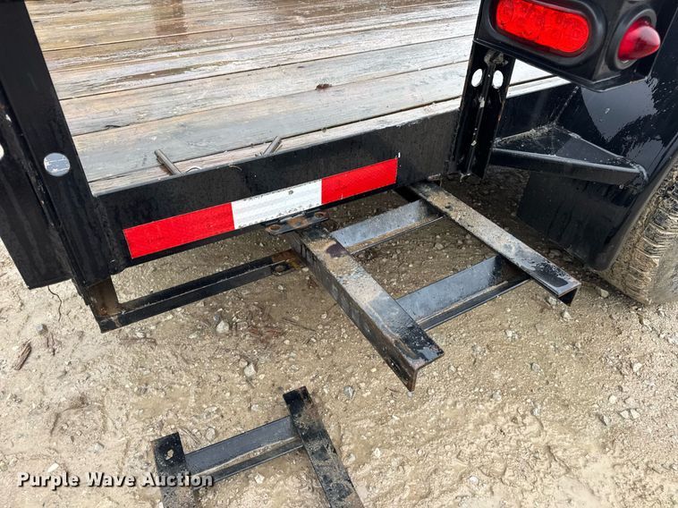 image for item DV4115 2016 Trailerman utility trailer