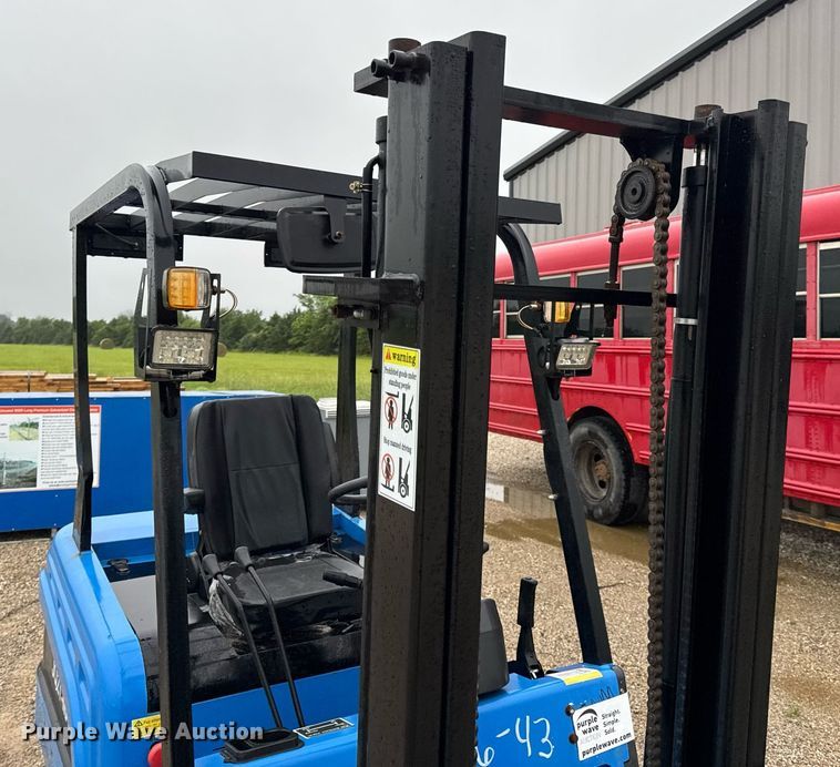 image for item DV4136 2024 JQ Power JQ2T-MAX forklift