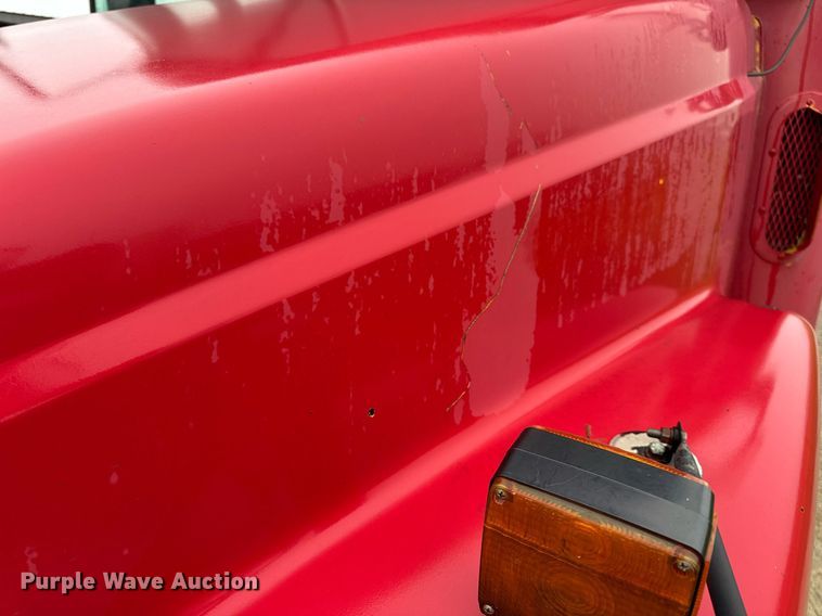 image for item DV4137 2003 Freightliner FS65 school bus