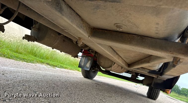 image for item DV4137 2003 Freightliner FS65 school bus