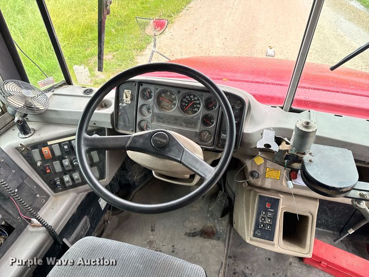 image for item DV4137 2003 Freightliner FS65 school bus