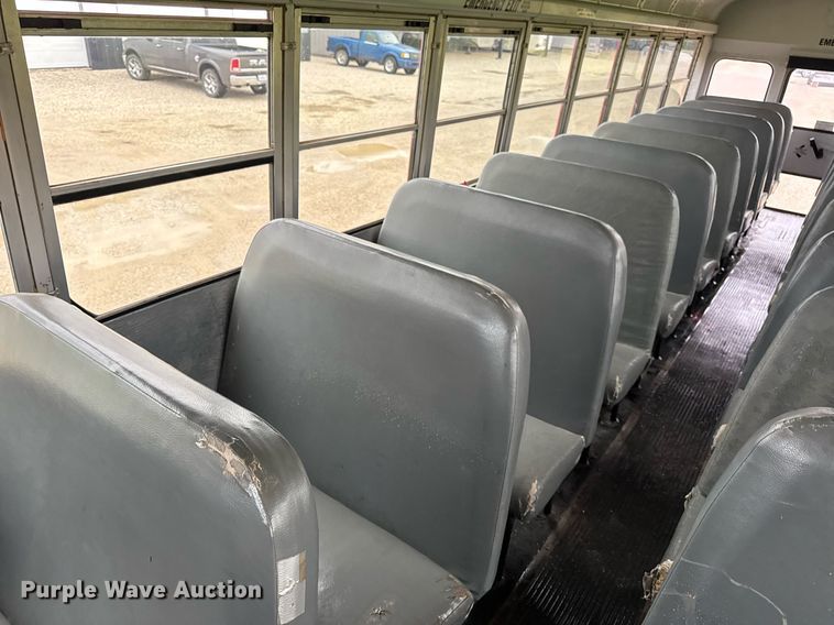 image for item DV4137 2003 Freightliner FS65 school bus