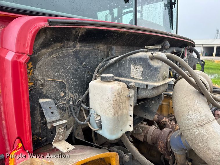 image for item DV4137 2003 Freightliner FS65 school bus