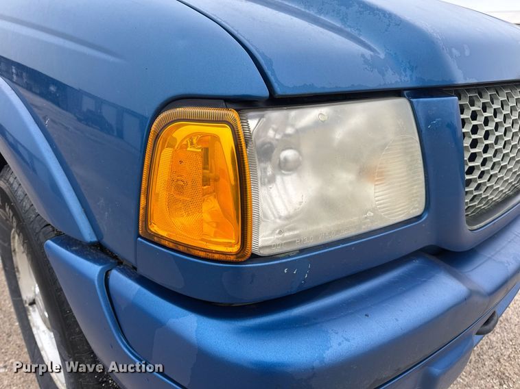 image for item DV4138 2001 Ford Ranger pickup truck