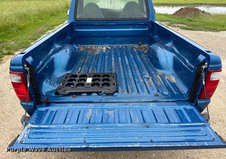image for item DV4138 2001 Ford Ranger pickup truck