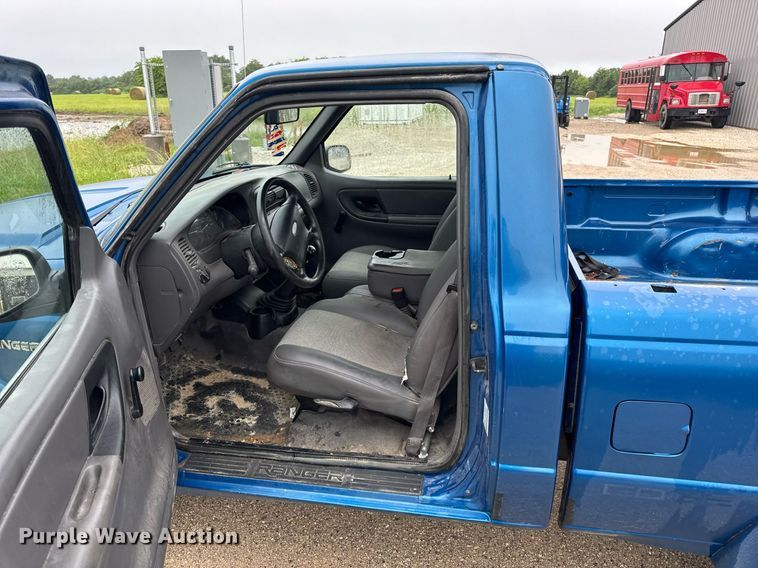 image for item DV4138 2001 Ford Ranger pickup truck