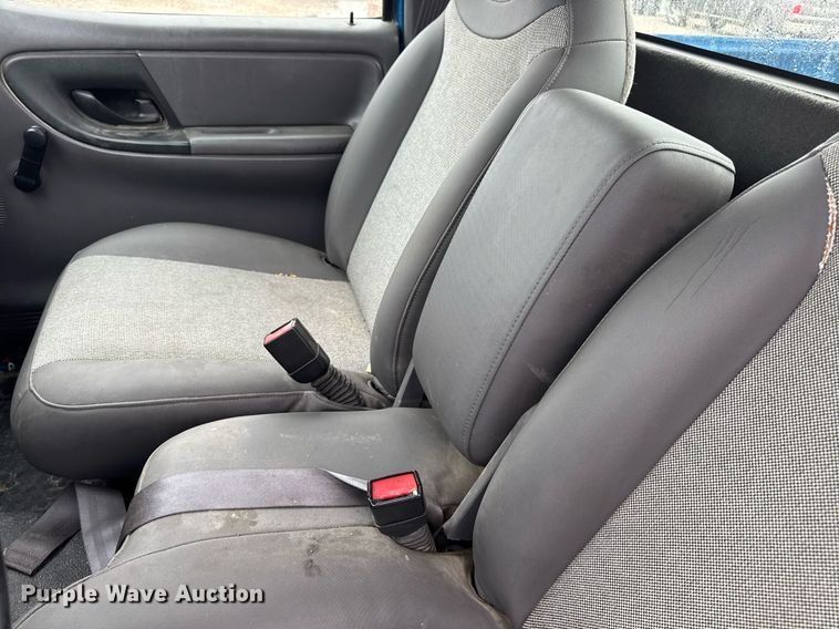 image for item DV4138 2001 Ford Ranger pickup truck