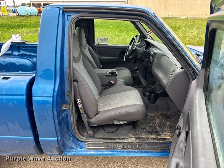image for item DV4138 2001 Ford Ranger pickup truck