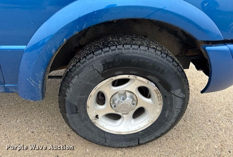 image for item DV4138 2001 Ford Ranger pickup truck