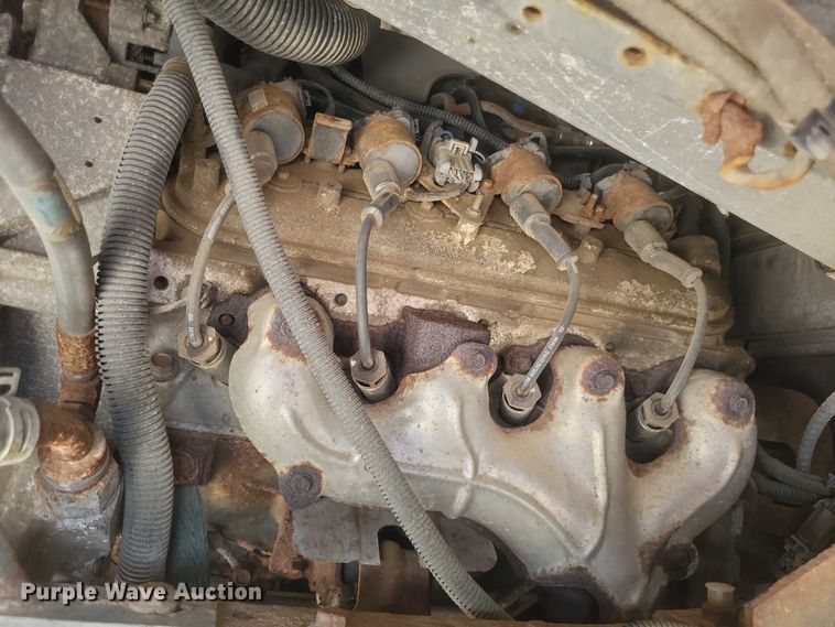 image for item DW7037 2006 WorkHorse W42 delivery truck