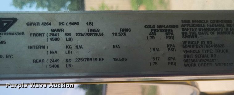 image for item DW7037 2006 WorkHorse W42 delivery truck